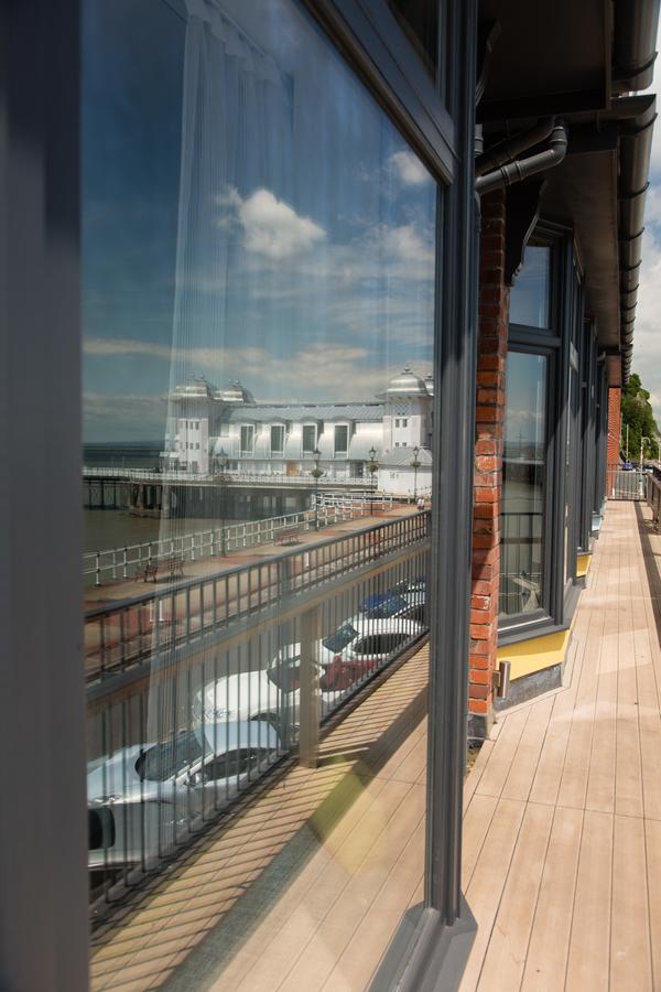Restaurant James Sommerin Hotel Penarth Exterior photo